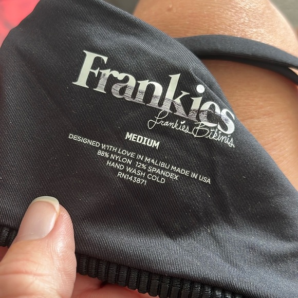 Frankie's Bikinis Enzo Bikini Top NEW - Picture 5 of 5